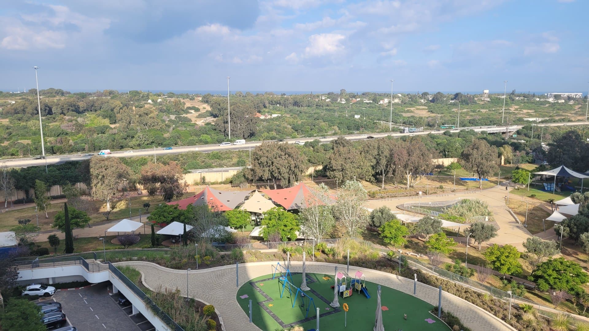 דירה חדשה במבואות קיסריה משקיף על הים וקיסריה כ 2000 מ מחוף קיסריה - תמונה 2