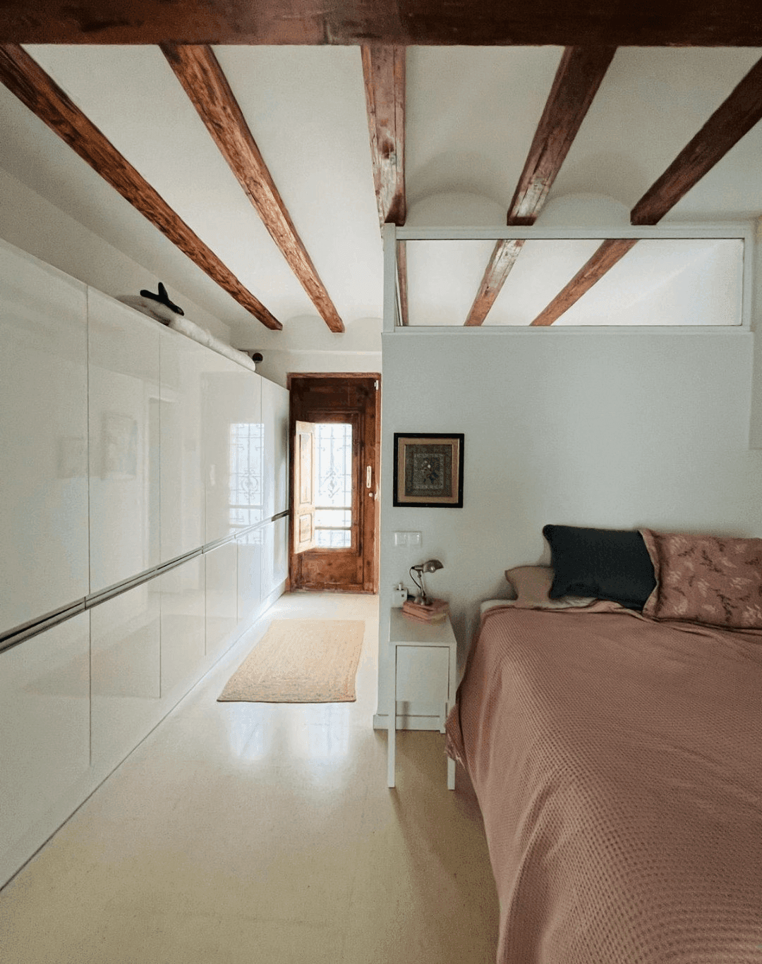 סטודיו מרווח עם פטיו בקבניאל - תמונה 4