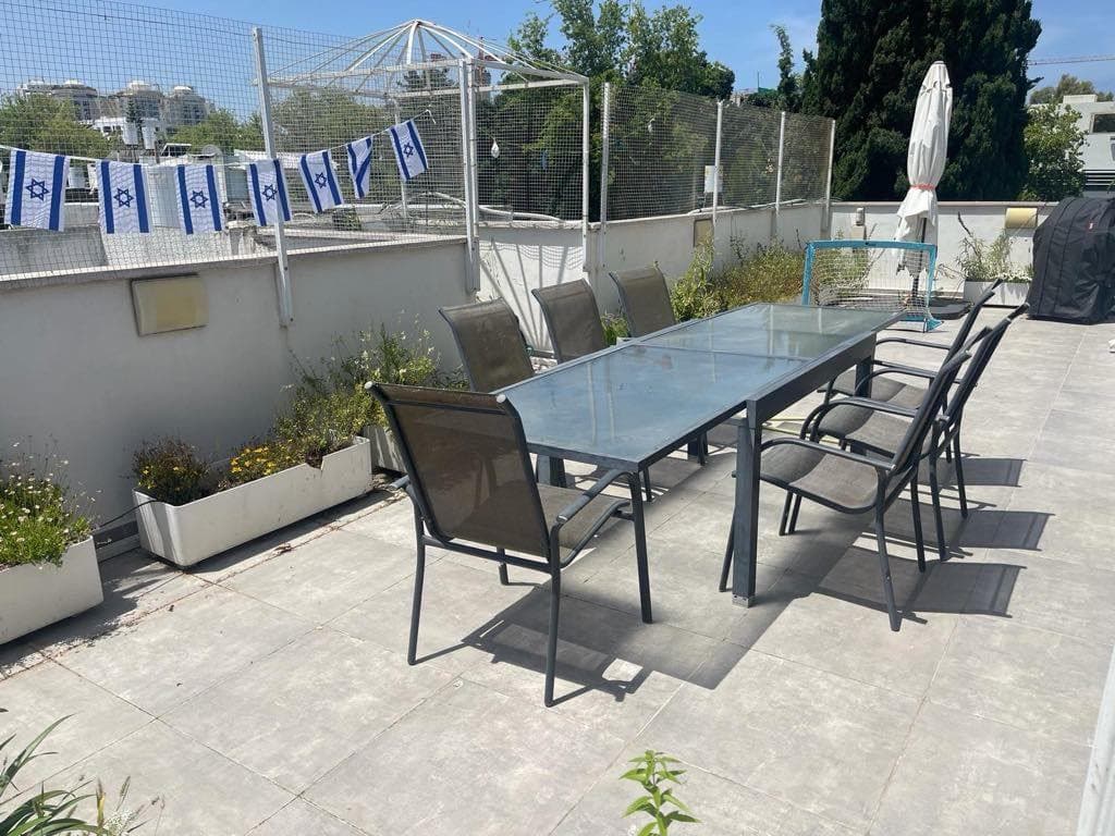 דירת גג דופלקס 5 חדרים בסמטאות יהודה מכבי ליד פארק הירקון - תמונה 2